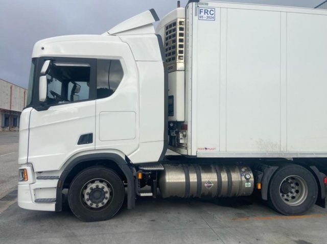 UVES06230015 - Tractor unit: picture 1 UVES06230015 - Tractor unit: picture 1