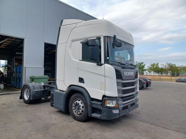 UVES11230014 - Tractor unit: picture 1 UVES11230014 - Tractor unit: picture 1