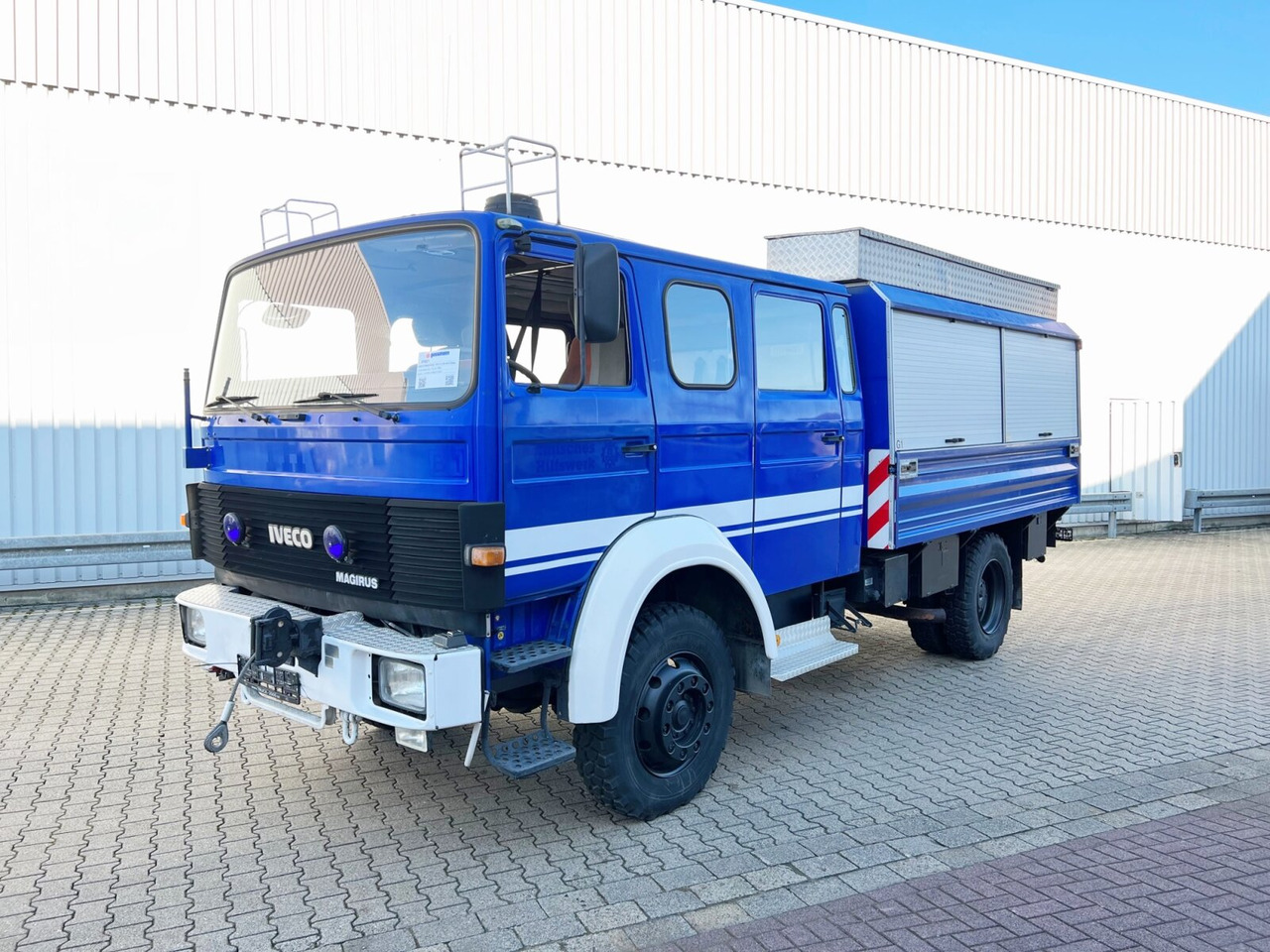 120-23 AW 4x4 Doka 120-23 AW 4x4 Doka, V8-Motor, Mannschaftswagen 16 Sitze, Seilwinde - Fire truck: picture 1 120-23 AW 4x4 Doka 120-23 AW 4x4 Doka, V8-Motor, Mannschaftswagen 16 Sitze, Seilwinde - Fire truck: picture 1