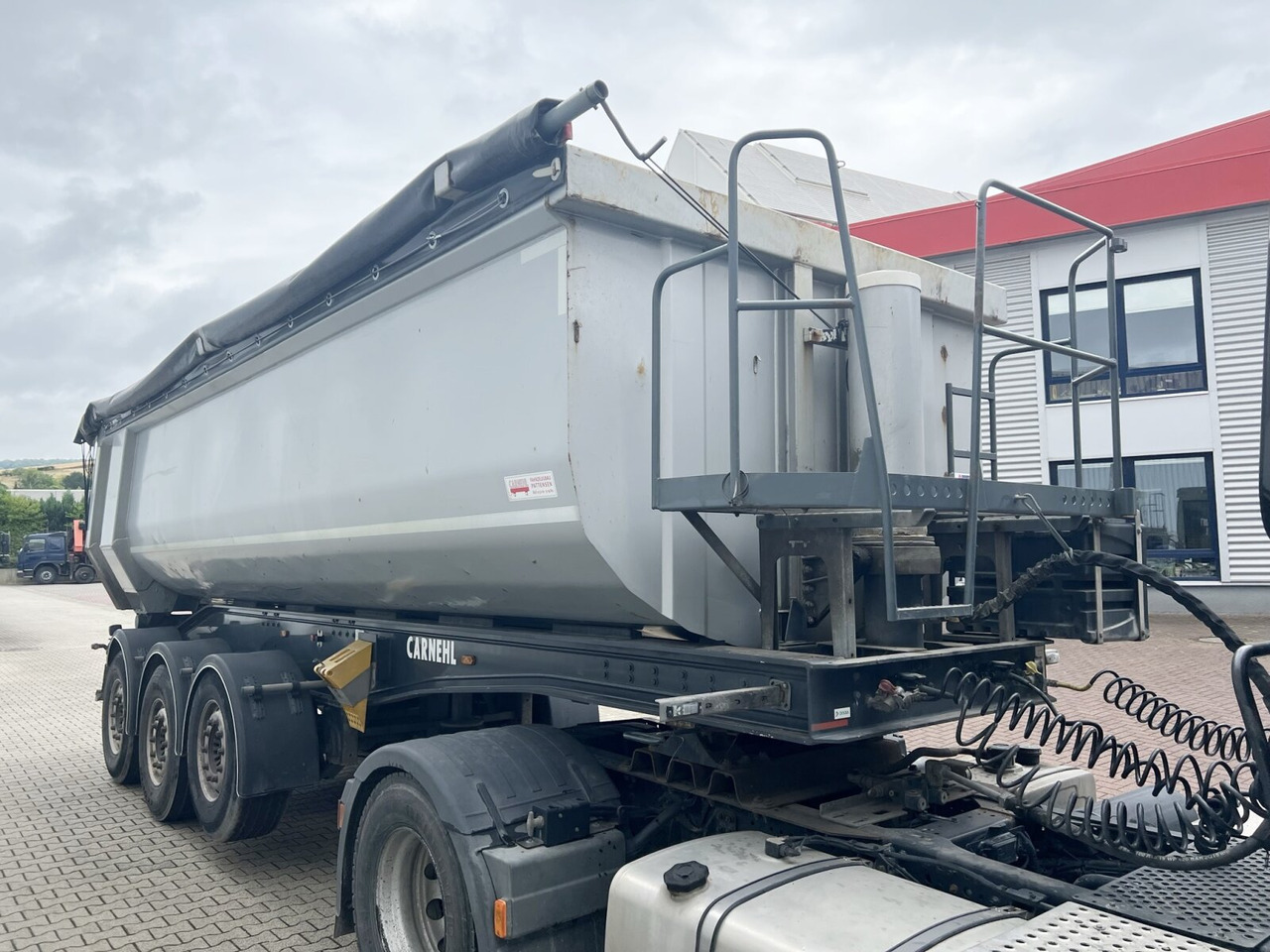 Carnehl CHKS/HH CHKS/HH, Stahlmulde ca. 26m³, 8x VORHANDEN, Liftachse - Tipper semi-trailer: picture 5 Carnehl CHKS/HH CHKS/HH, Stahlmulde ca. 26m³, 8x VORHANDEN, Liftachse - Tipper semi-trailer: picture 5