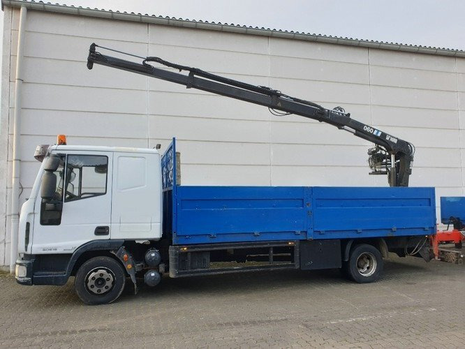 Iveco EuroCargo 80E 18 4x2 Euro Cargo ML 80 E 18, Hiab Kran 060-2 - Crane truck, Dropside/ Flatbed truck: picture 5 Iveco EuroCargo 80E 18 4x2 Euro Cargo ML 80 E 18, Hiab Kran 060-2 - Crane truck, Dropside/ Flatbed truck: picture 5