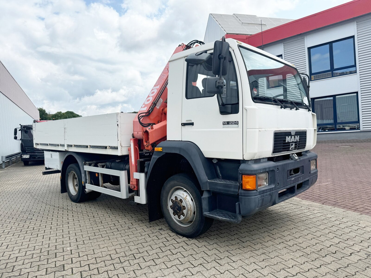 Crane truck, Dropside/ Flatbed truck MAN 14.224 LAC 4x4 BB 14.224 LAC 4x4 BB mit Kran Atlas 100.1: picture 10