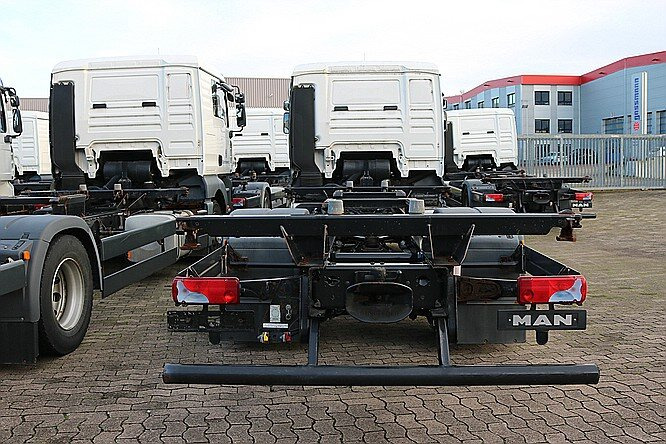MAN TGA 18.350 4x2 LL TGA 18.350 4x2 LL, Fahrschule leasing MAN TGA 18.350 4x2 LL TGA 18.350 4x2 LL, Fahrschule: picture 10