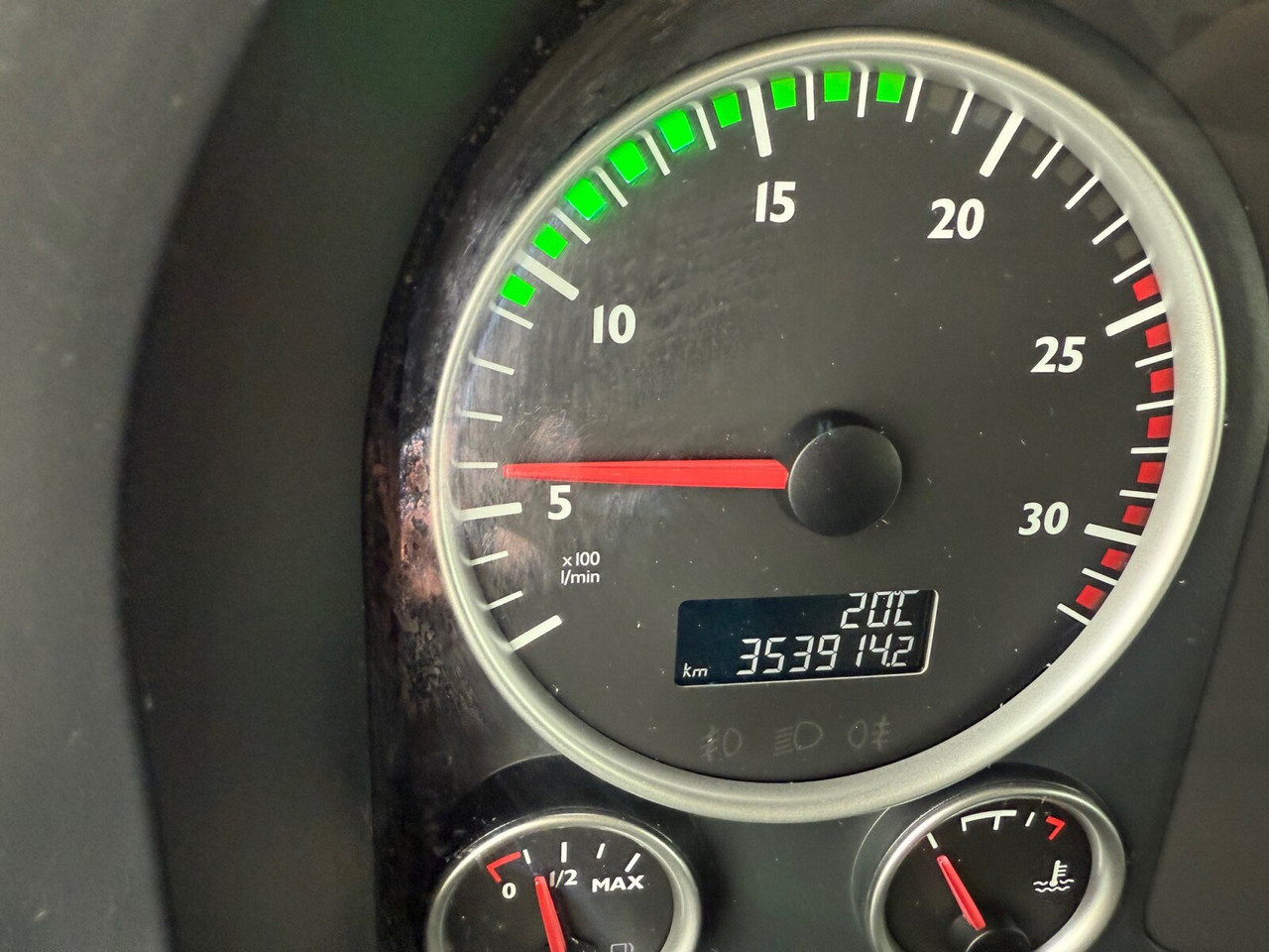 MAN TGS 26.400 6x2-4 LL TGS 26.400 6x2-4 LL, Lenk-/Liftachse - Dropside/ Flatbed truck, Crane truck: picture 4 MAN TGS 26.400 6x2-4 LL TGS 26.400 6x2-4 LL, Lenk-/Liftachse - Dropside/ Flatbed truck, Crane truck: picture 4