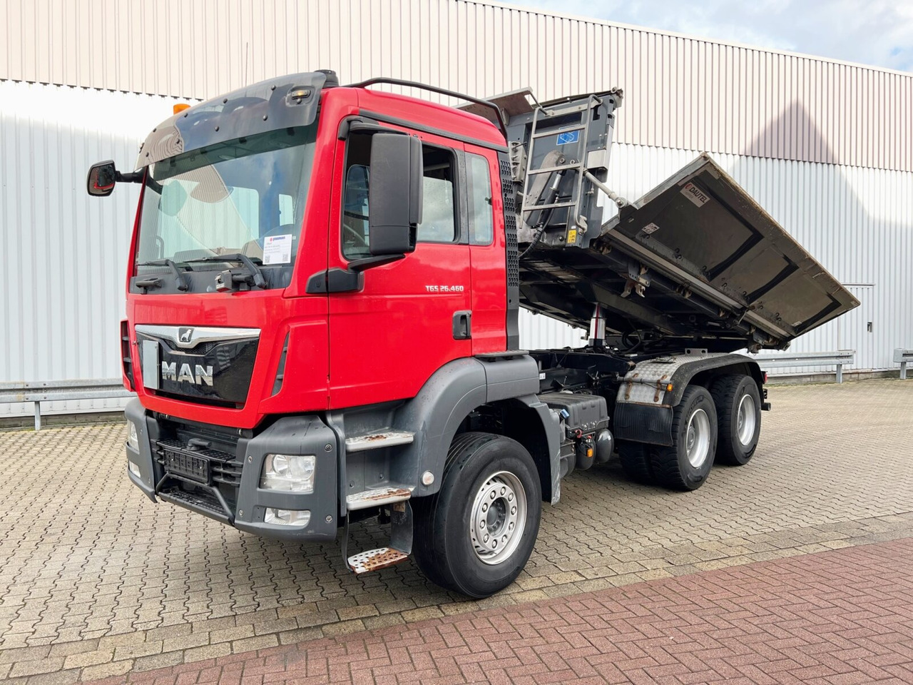 MAN TGS 26.460 6x4 BB TGS 26.460 6x4 BB, Intarder, Bordmatik - Tipper: picture 1 MAN TGS 26.460 6x4 BB TGS 26.460 6x4 BB, Intarder, Bordmatik - Tipper: picture 1