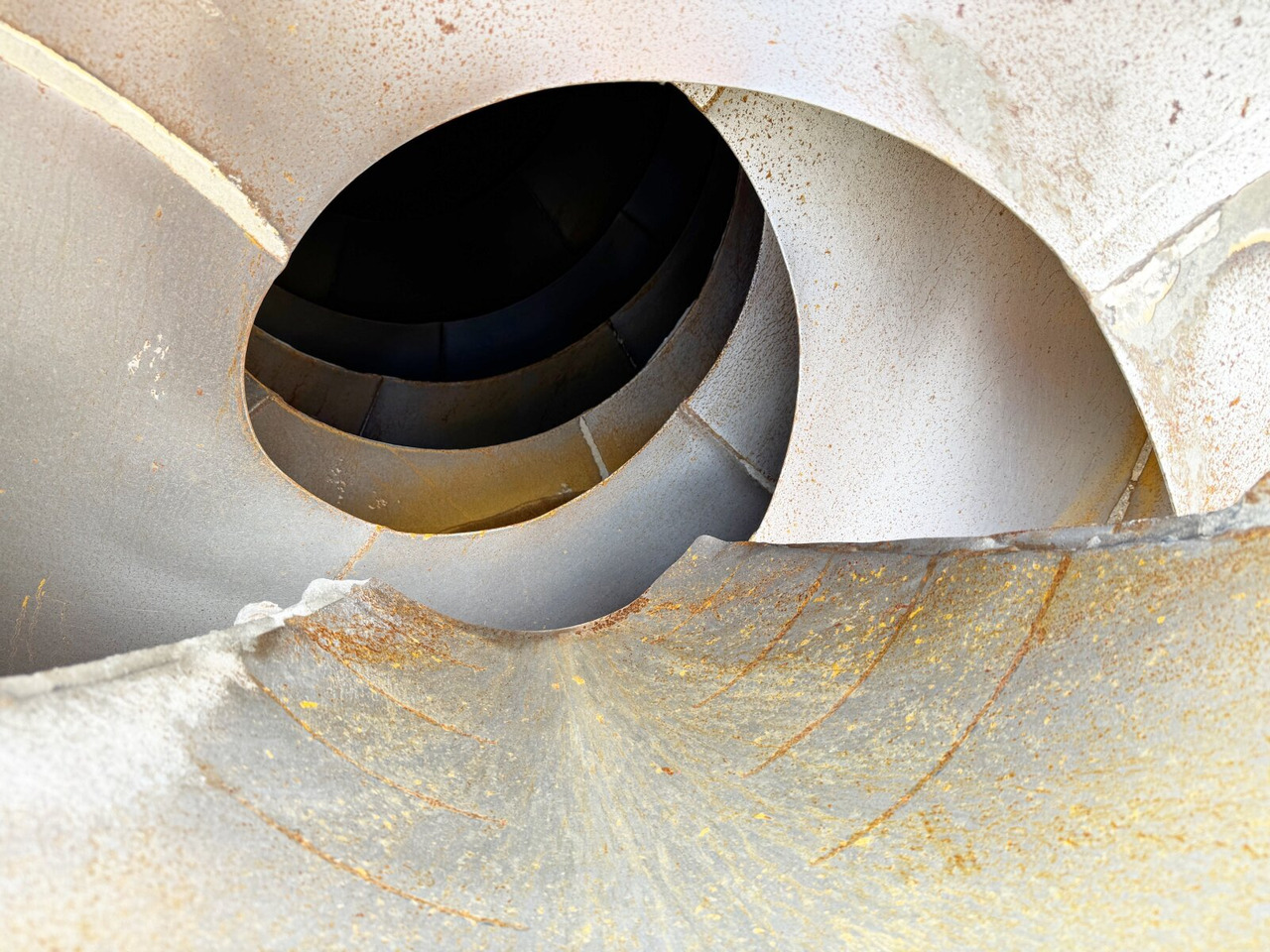 MAN TGS 26.480 6x4H-4 BL TGS 26.480 6x4H-4 BL, Liebherr HTM 704, Multilift Abroller HydroDrive, Lenk-/Liftachse, Wechselfahrzeug - Concrete mixer truck: picture 2 MAN TGS 26.480 6x4H-4 BL TGS 26.480 6x4H-4 BL, Liebherr HTM 704, Multilift Abroller HydroDrive, Lenk-/Liftachse, Wechselfahrzeug - Concrete mixer truck: picture 2