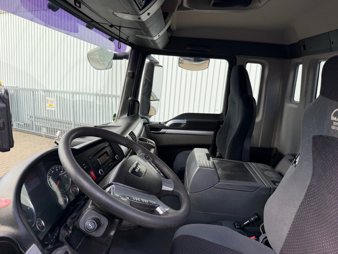 MAN TGS 26.540 6x4 BL TGS 26.540 6x4 BL, Intarder, Bordmatik - Tipper: picture 3 MAN TGS 26.540 6x4 BL TGS 26.540 6x4 BL, Intarder, Bordmatik - Tipper: picture 3