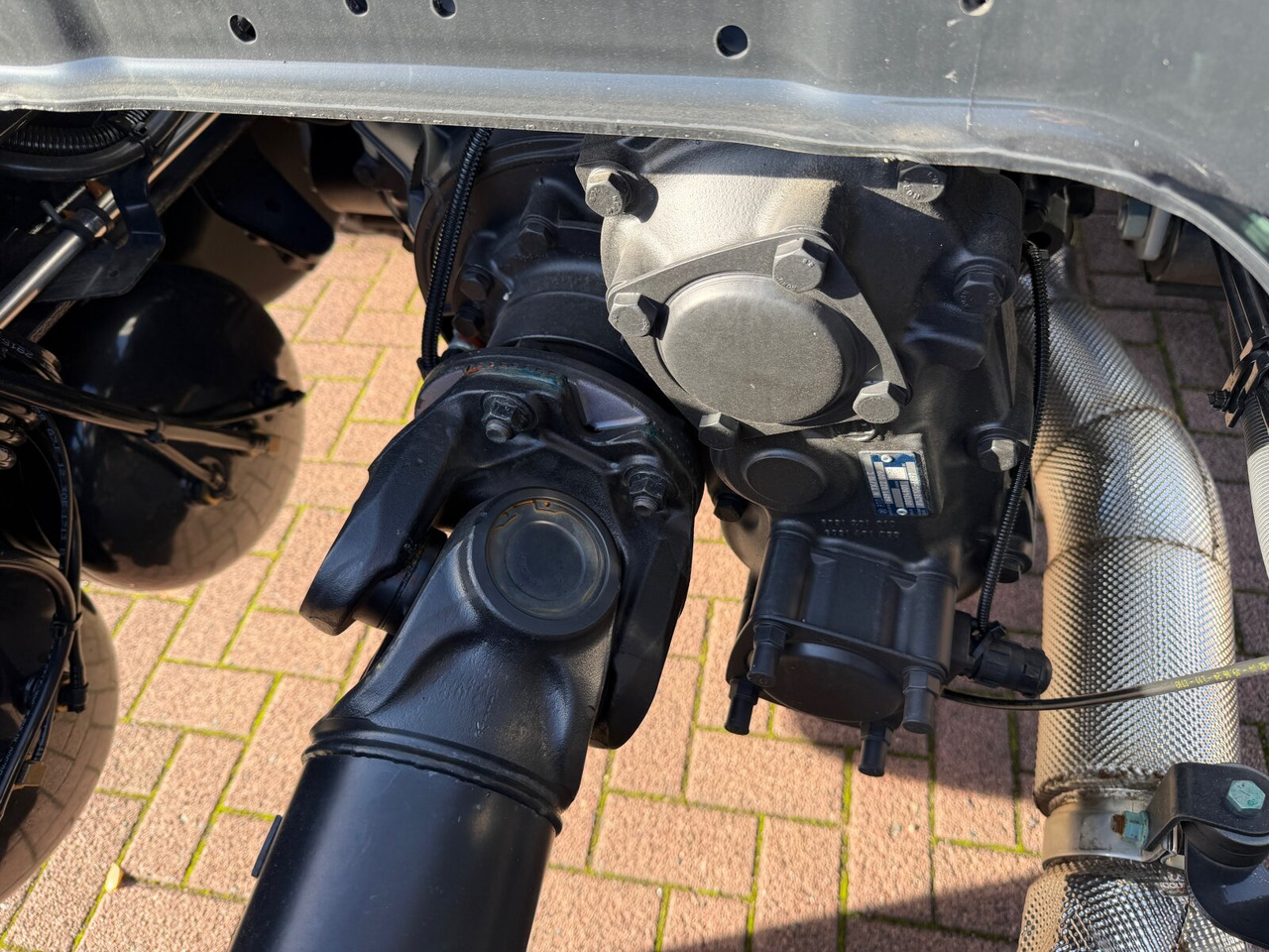 MAN TGS 33.480 6x4 BL CH TGS 33.480 6x4 BL CH - Hook lift truck: picture 2 MAN TGS 33.480 6x4 BL CH TGS 33.480 6x4 BL CH - Hook lift truck: picture 2