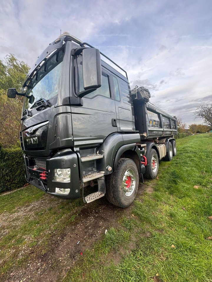 MAN TGS 35.510 8x4 BL TGS 35.510 8x4 BL, Bordmatik - Dumper: picture 1 MAN TGS 35.510 8x4 BL TGS 35.510 8x4 BL, Bordmatik - Dumper: picture 1