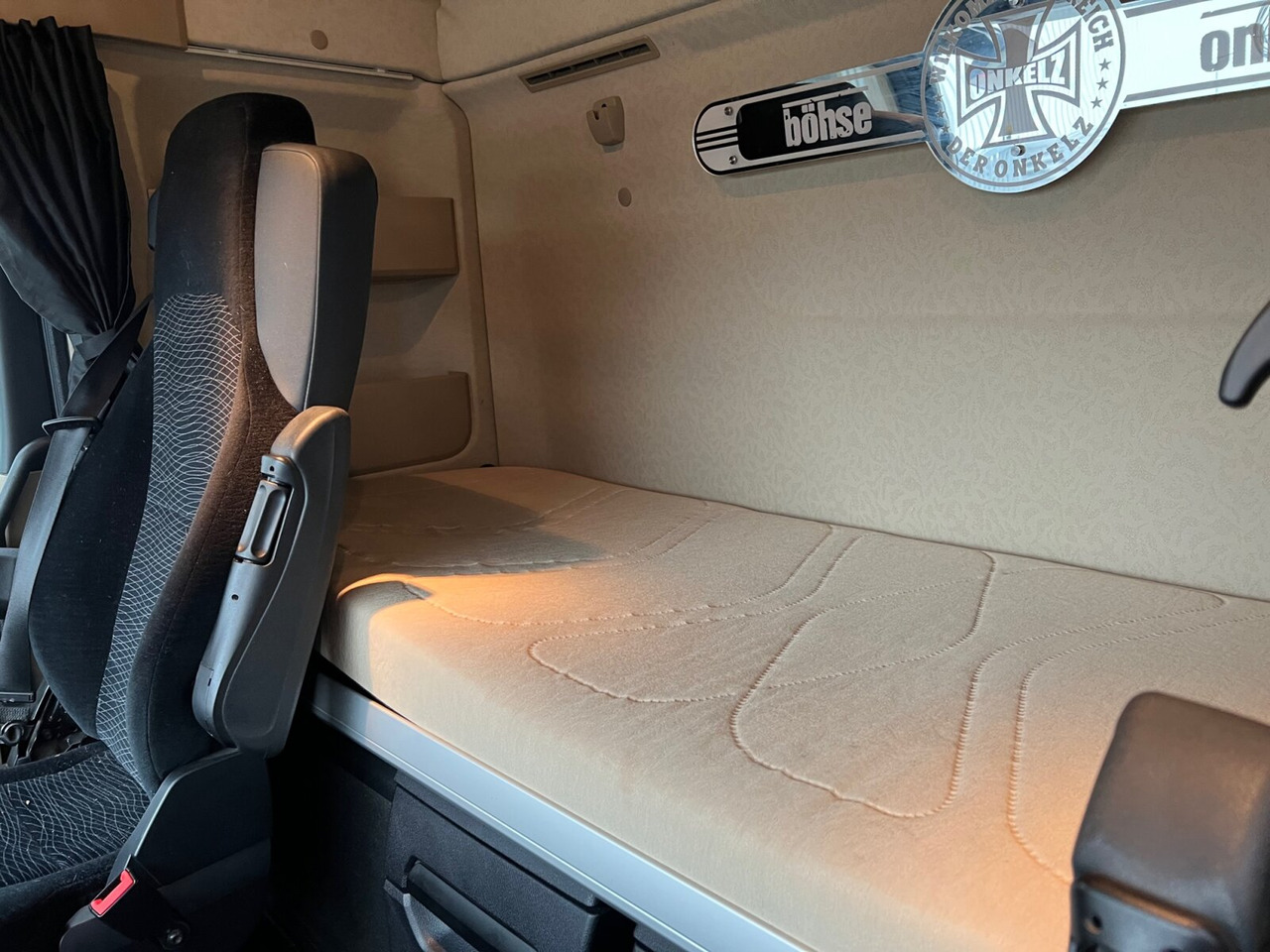 Tipper Mercedes-Benz Actros 2548 L 6x2 Actros 2548 L 6x2, Retarder, Liftachse, StreamSpace, 2-Seiten-Getreidekipper: picture 6