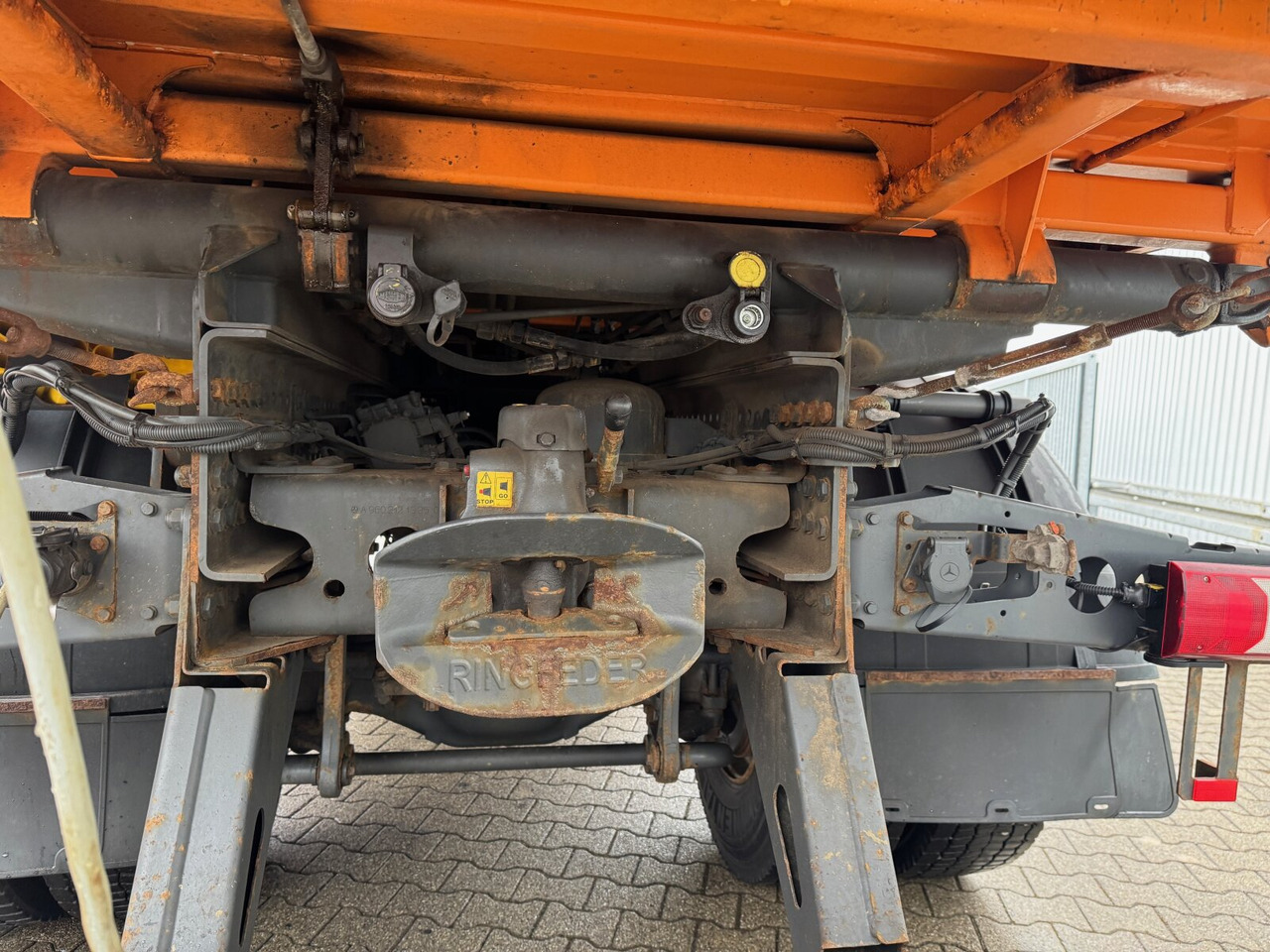 Tipper Mercedes-Benz Arocs 2036 AK 4x4 Arocs 2036 AK 4x4, Grounder, Motorabtrieb, Bordmatik, Winterdienstausstattung: picture 13