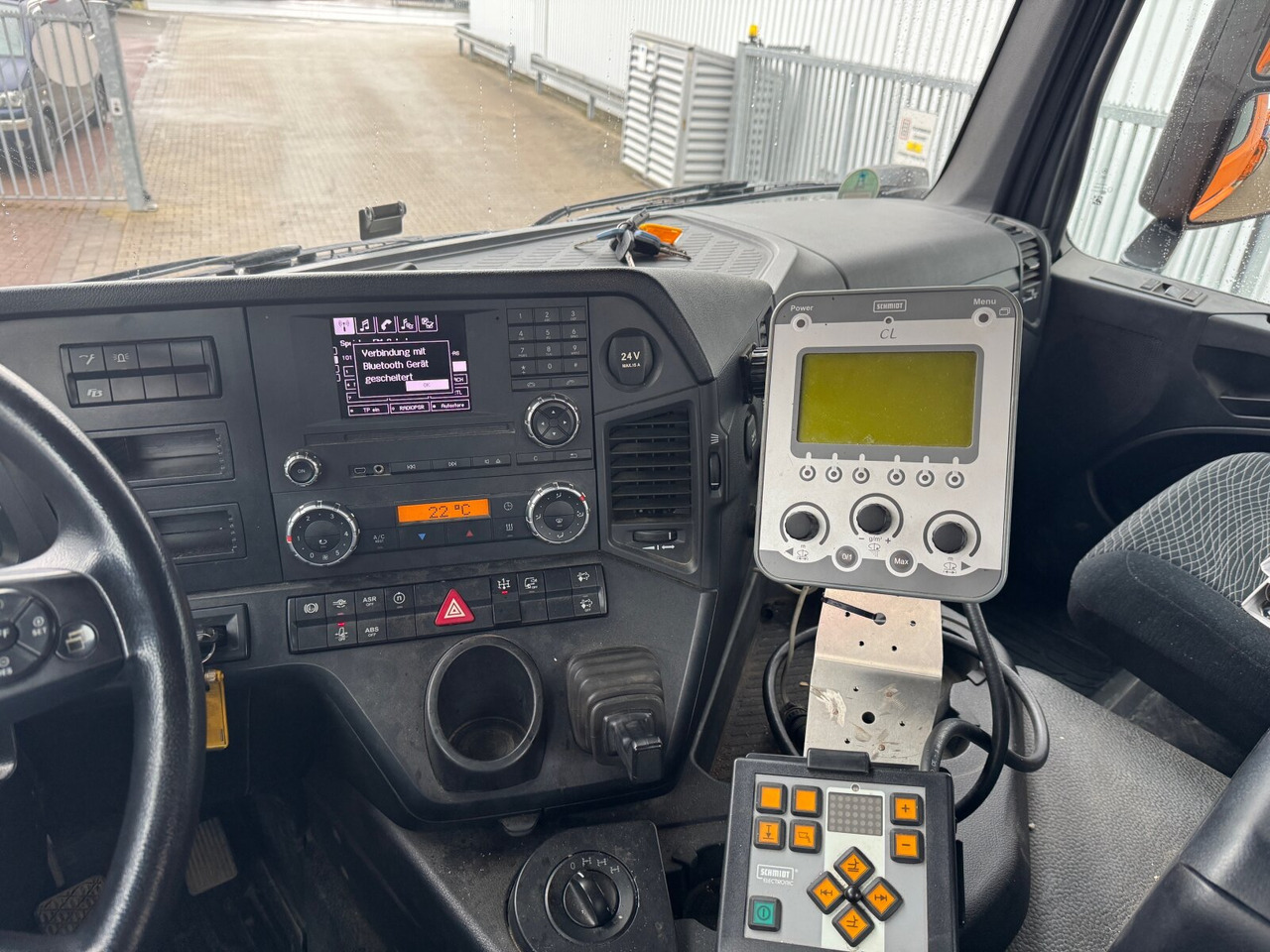 Tipper Mercedes-Benz Arocs 2036 AK 4x4 Arocs 2036 AK 4x4, Grounder, Motorabtrieb, Bordmatik, Winterdienstausstattung: picture 5