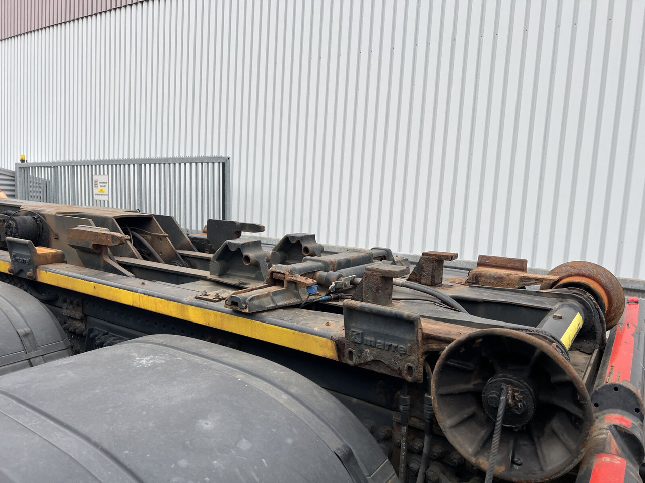 Mercedes-Benz Arocs 2552 L 6x2 Arocs 2552 L 6x2, Lenk-/Liftachse leasing Mercedes-Benz Arocs 2552 L 6x2 Arocs 2552 L 6x2, Lenk-/Liftachse: picture 12