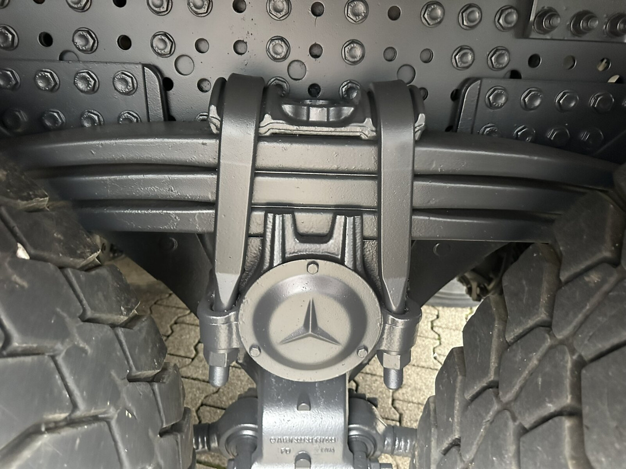 Mercedes-Benz Arocs 3363 K 6x4 Arocs 3363 K 6x4, Grounder, Turbo-Retarder-Kupplung, Bordmatik - Tipper: picture 4 Mercedes-Benz Arocs 3363 K 6x4 Arocs 3363 K 6x4, Grounder, Turbo-Retarder-Kupplung, Bordmatik - Tipper: picture 4