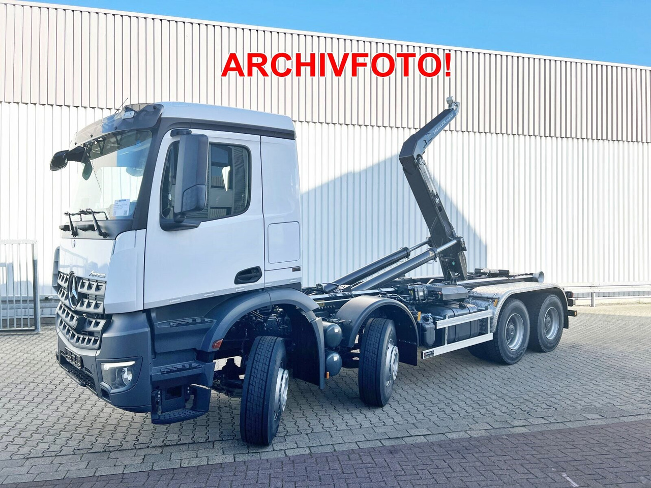 Mercedes-Benz Arocs 4148 K 8x4/4 Arocs 4148 K 8x4/4/45, Turbo-Retarder-Kupplung, Grounder - Hook lift truck: picture 1 Mercedes-Benz Arocs 4148 K 8x4/4 Arocs 4148 K 8x4/4/45, Turbo-Retarder-Kupplung, Grounder - Hook lift truck: picture 1