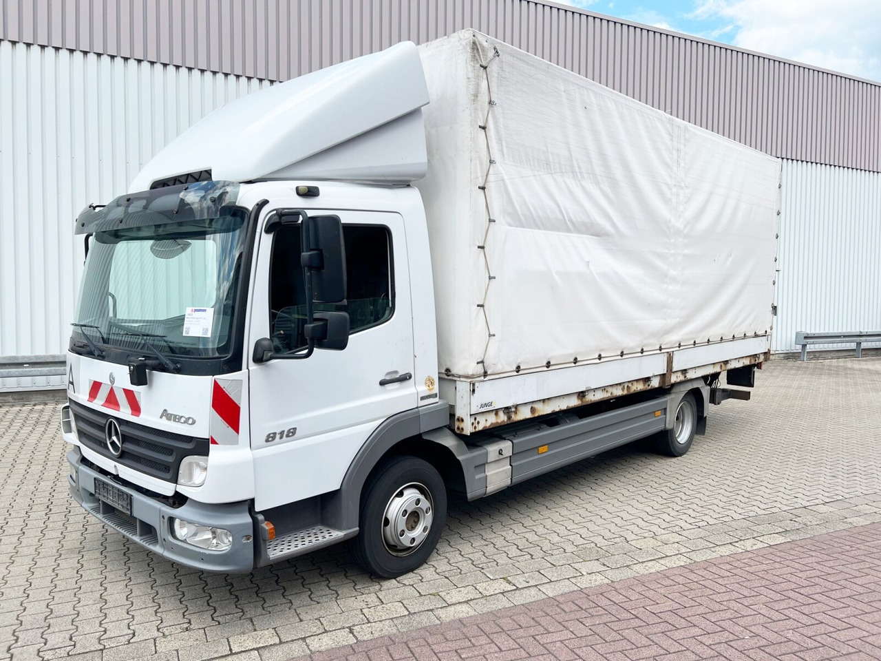 Mercedes-Benz Atego 818 L 4x2 Atego 818 L 4x2 mit LBW BÄR - Curtainsider truck: picture 1 Mercedes-Benz Atego 818 L 4x2 Atego 818 L 4x2 mit LBW BÄR - Curtainsider truck: picture 1