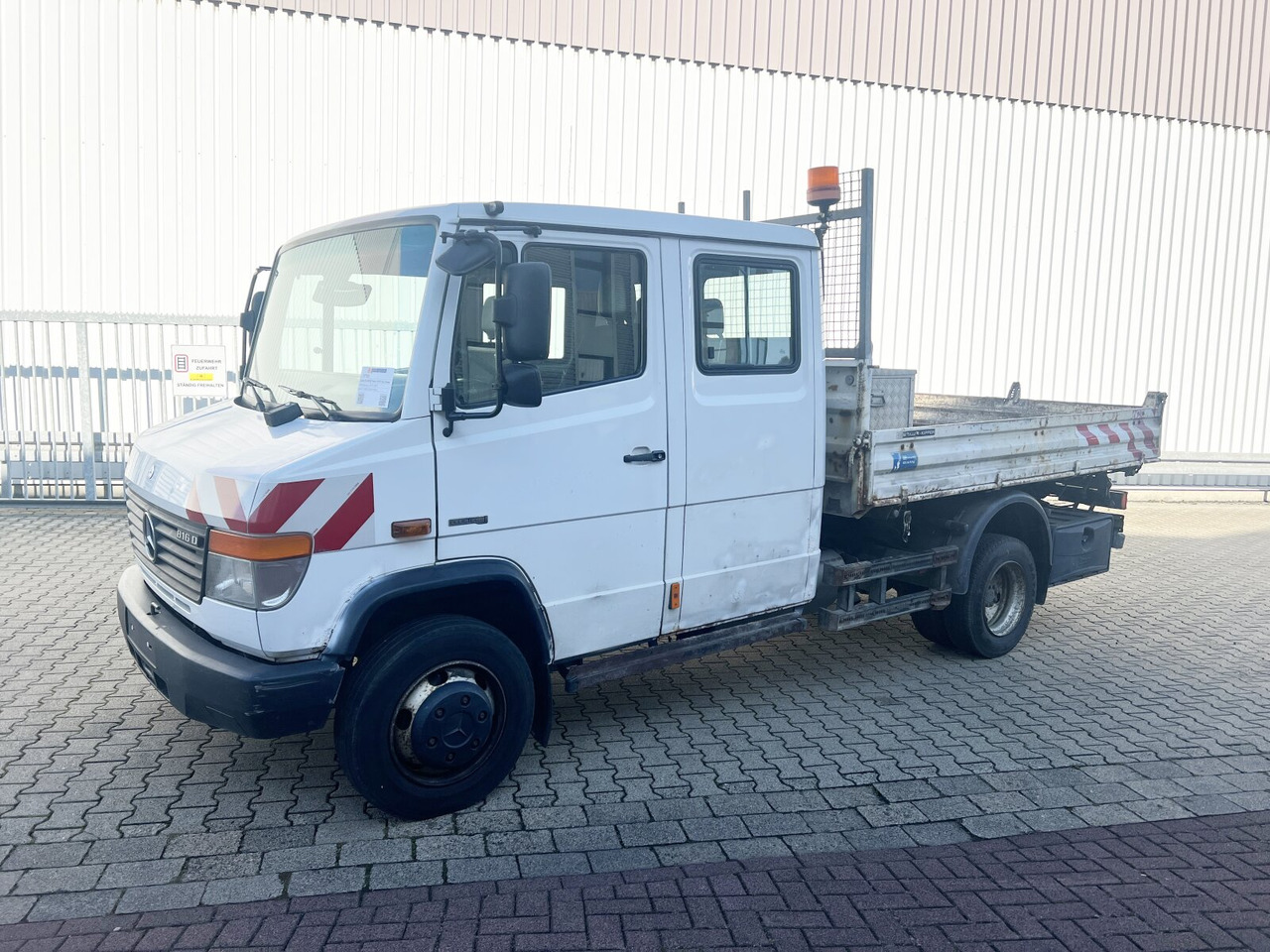 Mercedes-Benz Vario 816 D 4x2 Doka Vario 816 D 4x2 Doka, 2x AHK, Meiller Kipper - Tipper: picture 1 Mercedes-Benz Vario 816 D 4x2 Doka Vario 816 D 4x2 Doka, 2x AHK, Meiller Kipper - Tipper: picture 1