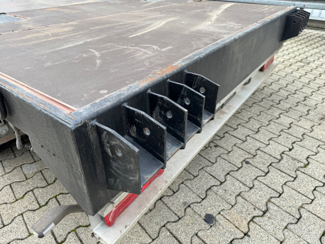 ST1024P4-13,6 SCHROEDER ST1024P4-13,6, Rungen anlegbar - Dropside/ Flatbed semi-trailer: picture 3 ST1024P4-13,6 SCHROEDER ST1024P4-13,6, Rungen anlegbar - Dropside/ Flatbed semi-trailer: picture 3