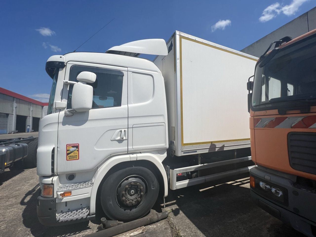 Scania G420 6x2, ERSATZTEILSPENDER! G420 6x2, Liftachse, Hiab LBW, Motor defekt! - Box truck: picture 2 Scania G420 6x2, ERSATZTEILSPENDER! G420 6x2, Liftachse, Hiab LBW, Motor defekt! - Box truck: picture 2
