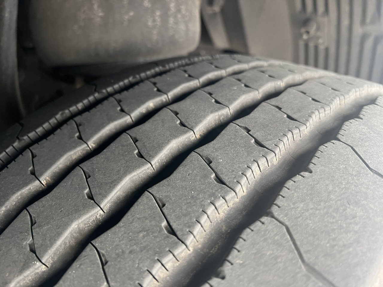 MAN TGX 18.500 4X2 LLS TGX 18.500 4X2 LLS, Retarder, Vollumer - Tractor unit: picture 2 MAN TGX 18.500 4X2 LLS TGX 18.500 4X2 LLS, Retarder, Vollumer - Tractor unit: picture 2