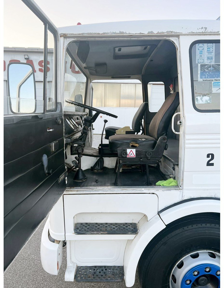 Mercedes-Benz 1923 4x2 1923 4x2 - Tractor unit: picture 5 Mercedes-Benz 1923 4x2 1923 4x2 - Tractor unit: picture 5