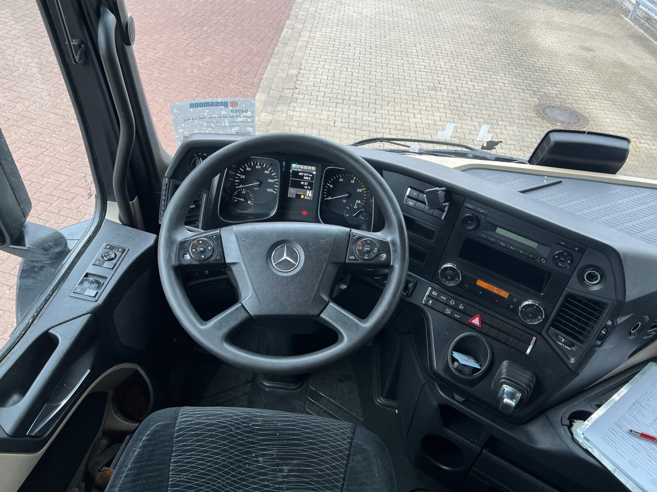 Mercedes-Benz Actros 1842 LS 4x2 Actros 1842 LS 4x2, 3x VORHANDEN - Tractor unit: picture 5 Mercedes-Benz Actros 1842 LS 4x2 Actros 1842 LS 4x2, 3x VORHANDEN - Tractor unit: picture 5