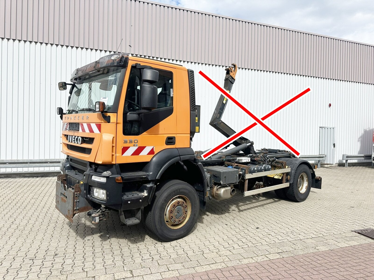Trakker AD190T33WP 4x4 Trakker AD190T33WP 4x4, Winterdienstausstattung - Cab chassis truck: picture 1 Trakker AD190T33WP 4x4 Trakker AD190T33WP 4x4, Winterdienstausstattung - Cab chassis truck: picture 1