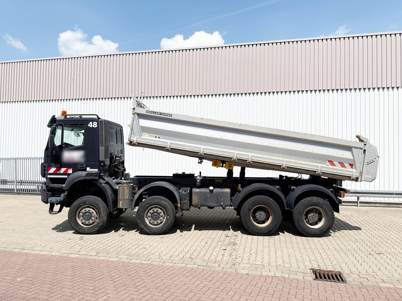 Trakker AD410T45W 8x8 Trakker AD410T45W 8x8 leasing Trakker AD410T45W 8x8 Trakker AD410T45W 8x8: picture 12