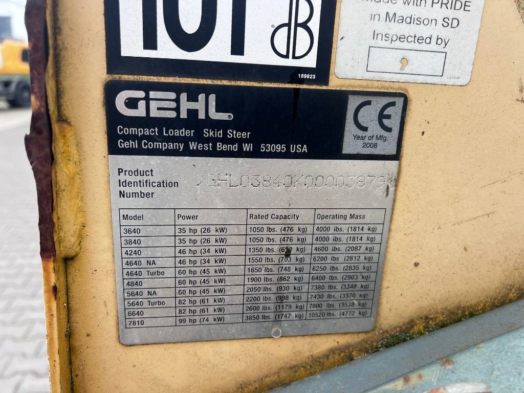 Gehl 3840 E - Skid steer loader: picture 5 Gehl 3840 E - Skid steer loader: picture 5