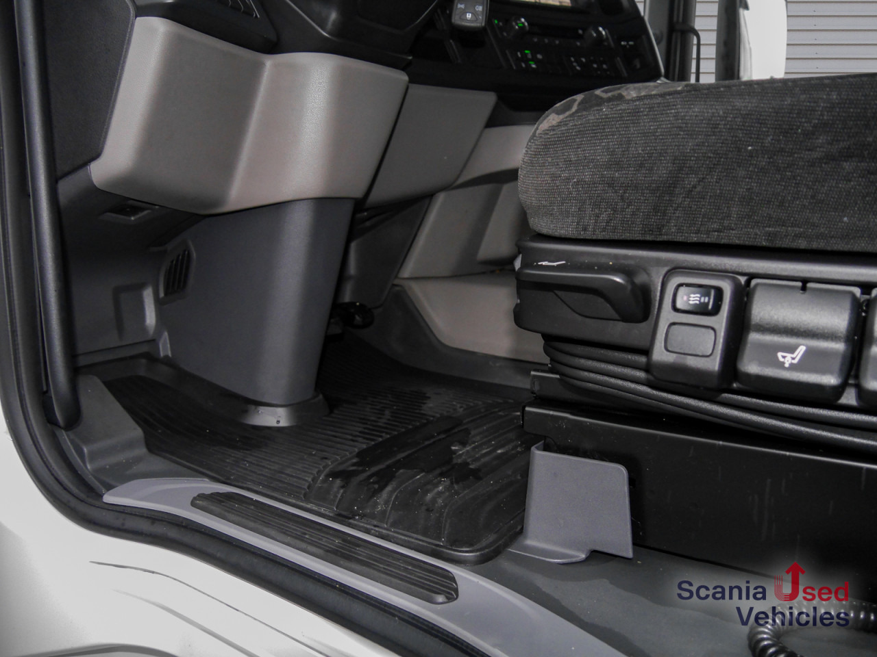 SCANIA R 460 A4x2NA - SUPER - - Tractor unit: picture 4 SCANIA R 460 A4x2NA - SUPER - - Tractor unit: picture 4