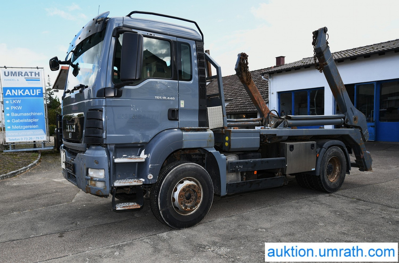 MAN TGS 18.440 / 4 x 2 BL Absetzkipper Teleskopabsetzer EURO 5 - Container transporter/ Swap body truck: picture 1 MAN TGS 18.440 / 4 x 2 BL Absetzkipper Teleskopabsetzer EURO 5 - Container transporter/ Swap body truck: picture 1