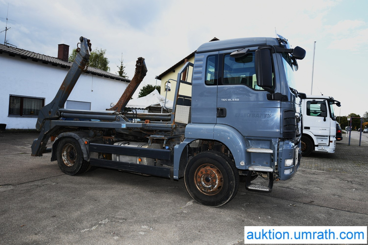 MAN TGS 18.440 / 4 x 2 BL Absetzkipper Teleskopabsetzer EURO 5 - Container transporter/ Swap body truck: picture 3 MAN TGS 18.440 / 4 x 2 BL Absetzkipper Teleskopabsetzer EURO 5 - Container transporter/ Swap body truck: picture 3