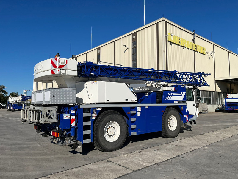 Liebherr LTM 1030-2.1 - Mobile crane: picture 2 Liebherr LTM 1030-2.1 - Mobile crane: picture 2