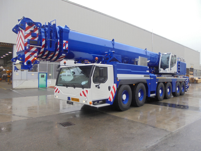 Liebherr LTM 1350-6.1 - Mobile crane: picture 1 Liebherr LTM 1350-6.1 - Mobile crane: picture 1