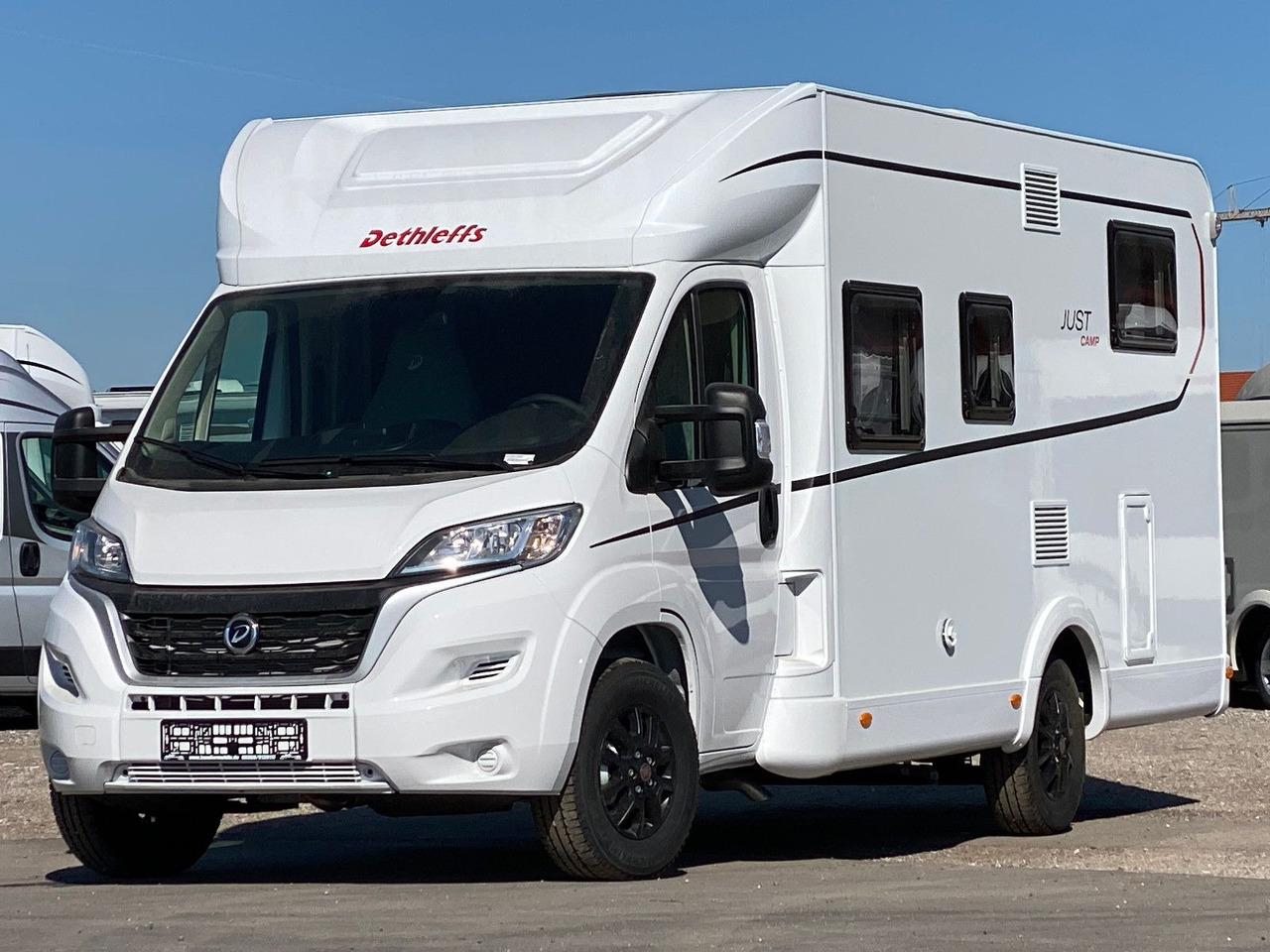 Dethleffs Just Camp T 6812 EB,Hubbett,Längsbetten, Markise - Semi-integrated motorhome: picture 3 Dethleffs Just Camp T 6812 EB,Hubbett,Längsbetten, Markise - Semi-integrated motorhome: picture 3