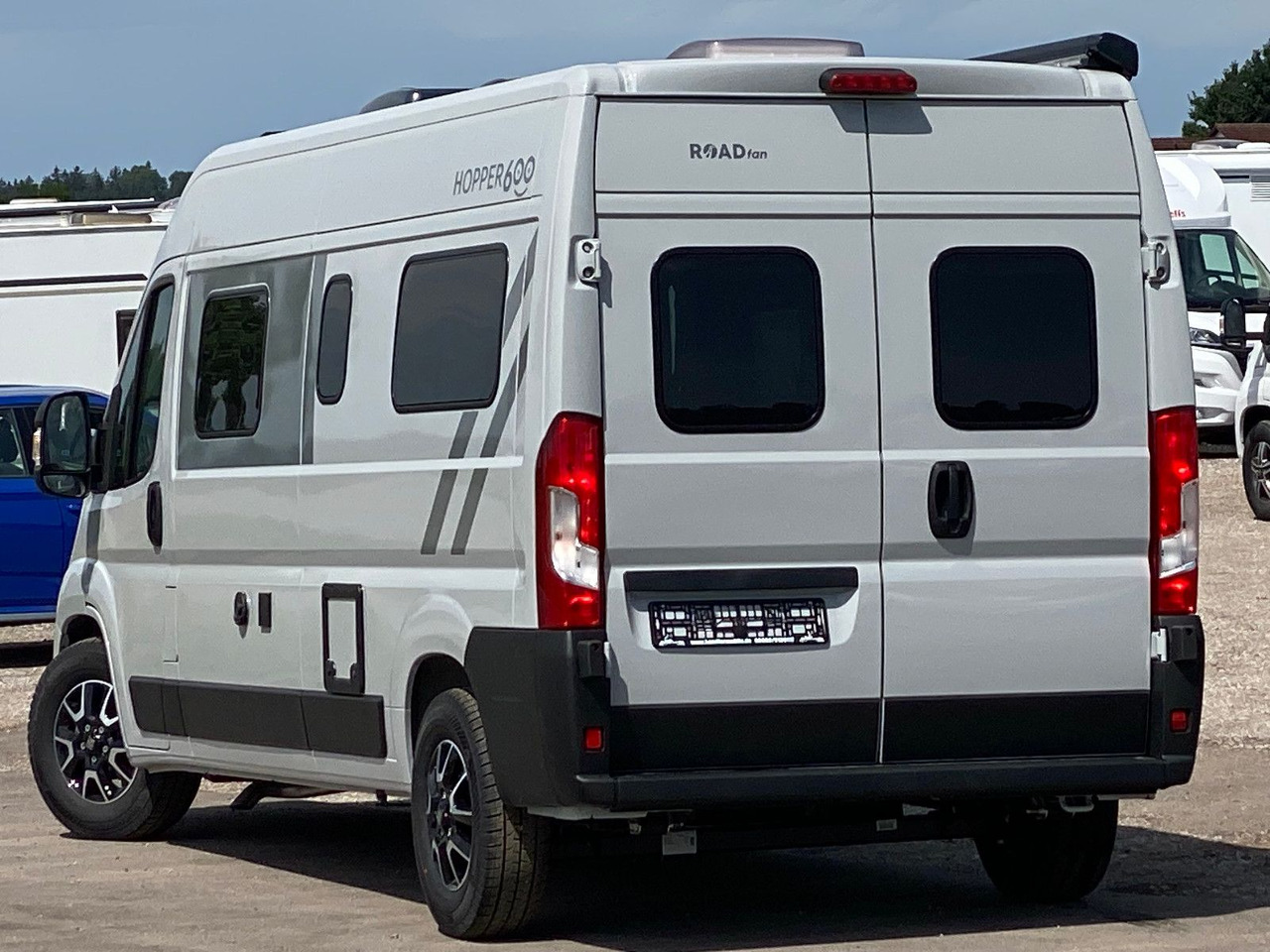 Camper van LMC Innovan 600 mit Automatik, Dieselheizung: picture 7