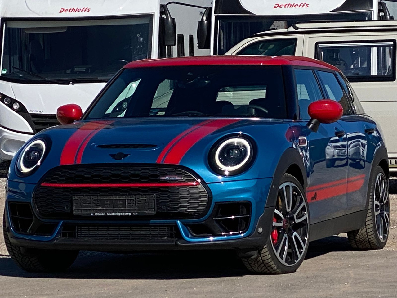 MINIClubman JCW John Cooper Works Trim All4 - Car: picture 2 MINIClubman JCW John Cooper Works Trim All4 - Car: picture 2