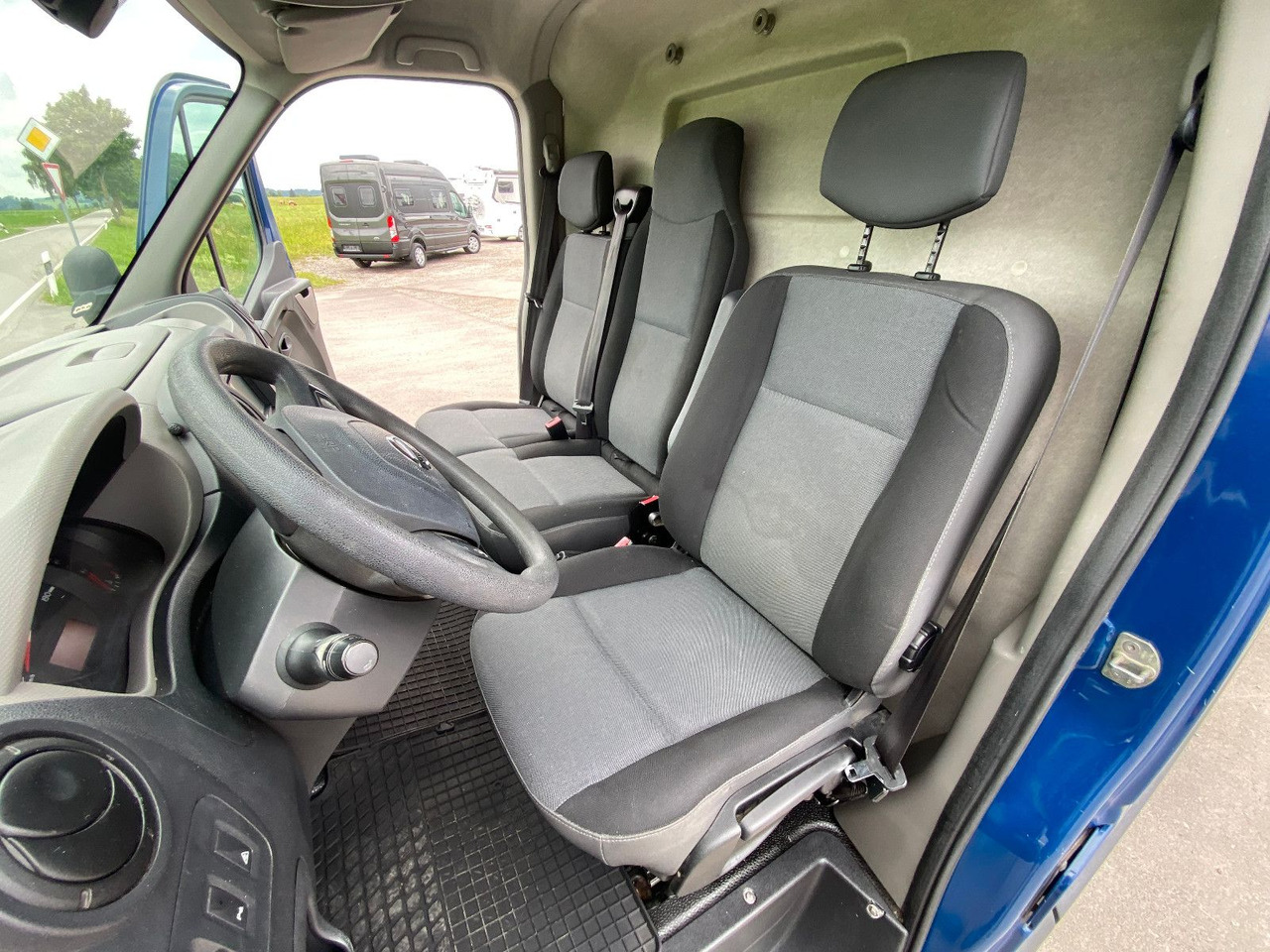 Panel van Nissan NV400 Kastenwagen L2H2 3,5t COMFORT: picture 14