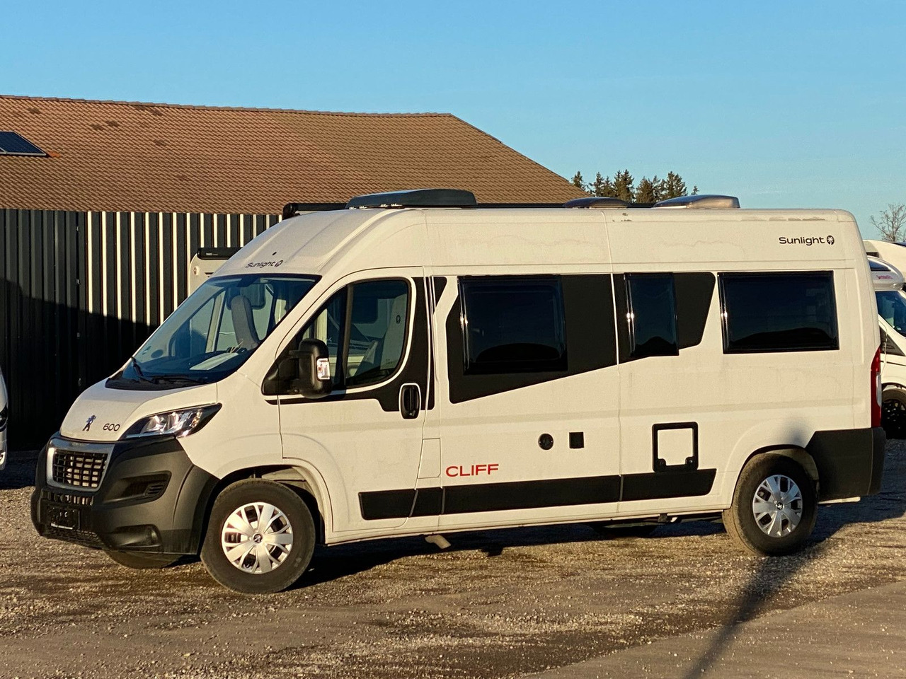 Sunlight Camper Van Cliff 600 Entry - Camper van: picture 4 Sunlight Camper Van Cliff 600 Entry - Camper van: picture 4