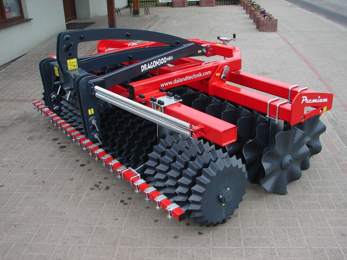 Da Landtechnik Frontpacker Dragon Mega 300 - Farm roller: picture 2 Da Landtechnik Frontpacker Dragon Mega 300 - Farm roller: picture 2