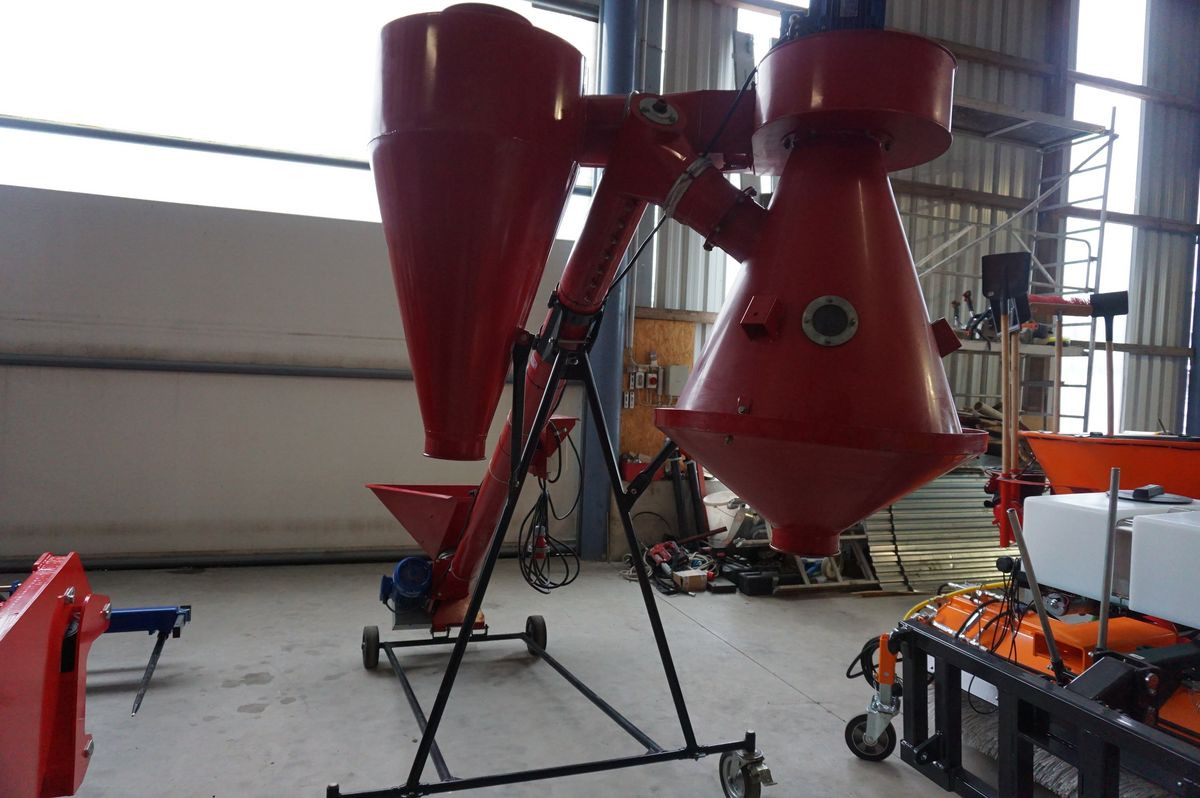 Mobile Getreidevorreinigung-NEU - Grain cleaner: picture 2 Mobile Getreidevorreinigung-NEU - Grain cleaner: picture 2