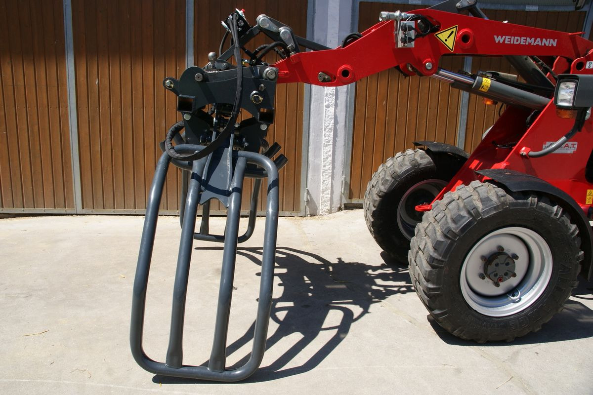 SAT-Profiballenzange XXL-Neu - Clamp for Agricultural machinery: picture 5 SAT-Profiballenzange XXL-Neu - Clamp for Agricultural machinery: picture 5