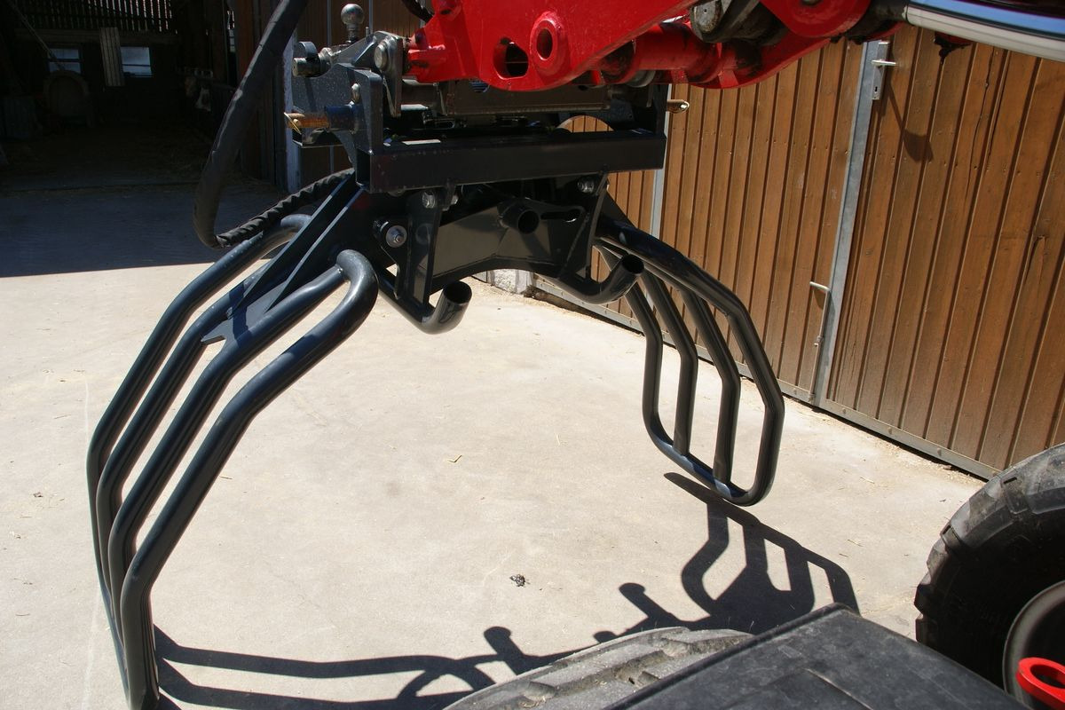 SAT-Profiballenzange XXL-Neu - Clamp for Agricultural machinery: picture 2 SAT-Profiballenzange XXL-Neu - Clamp for Agricultural machinery: picture 2