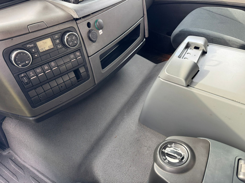 Refrigerator truck MAN TGM 12.220 / Carrier / Euro 6 / Tail Lift / TUV: 9-2026 / Belgium Truck: picture 10