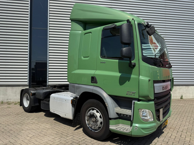 DAF DAF CF 330 / Low Roof / TUV: 3-2026 / NL Truck - Tractor unit: picture 2 DAF DAF CF 330 / Low Roof / TUV: 3-2026 / NL Truck - Tractor unit: picture 2