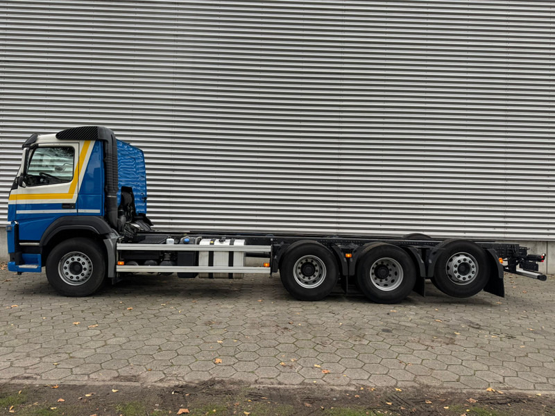 Cab chassis truck Volvo FM 410 / 8X4 / I-Shift / ADR / Tridem / TUV: 6-2026 / NL Truck: picture 6 Cab chassis truck Volvo FM 410 / 8X4 / I-Shift / ADR / Tridem / TUV: 6-2026 / NL Truck: picture 6