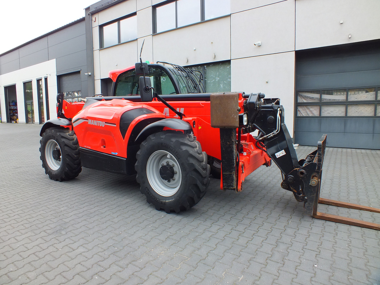 MANITOU MT 1440 - Telescopic wheel loader for Excavator: picture 2 MANITOU MT 1440 - Telescopic wheel loader for Excavator: picture 2