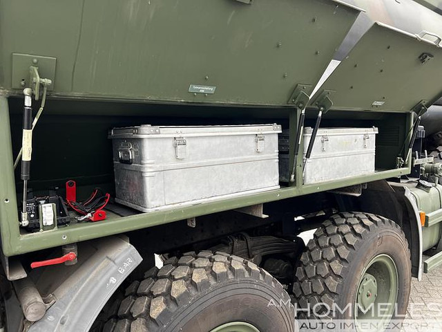 New Tank truck Iveco 340E42 8x8: picture 14