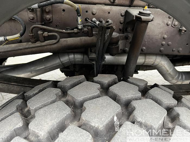 New Tank truck Iveco 340E42 8x8: picture 10