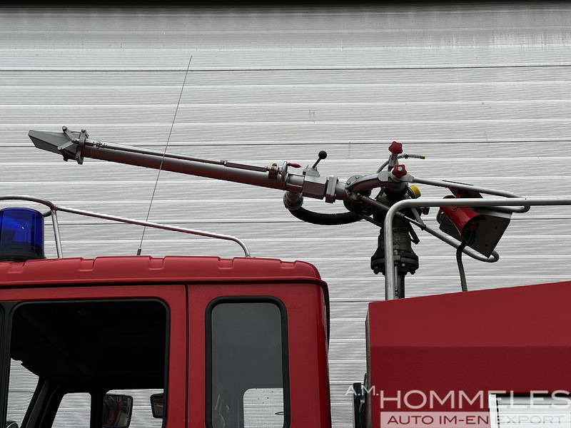 Mercedes-Benz 1831 AK 4x4 - Fire truck: picture 5 Mercedes-Benz 1831 AK 4x4 - Fire truck: picture 5